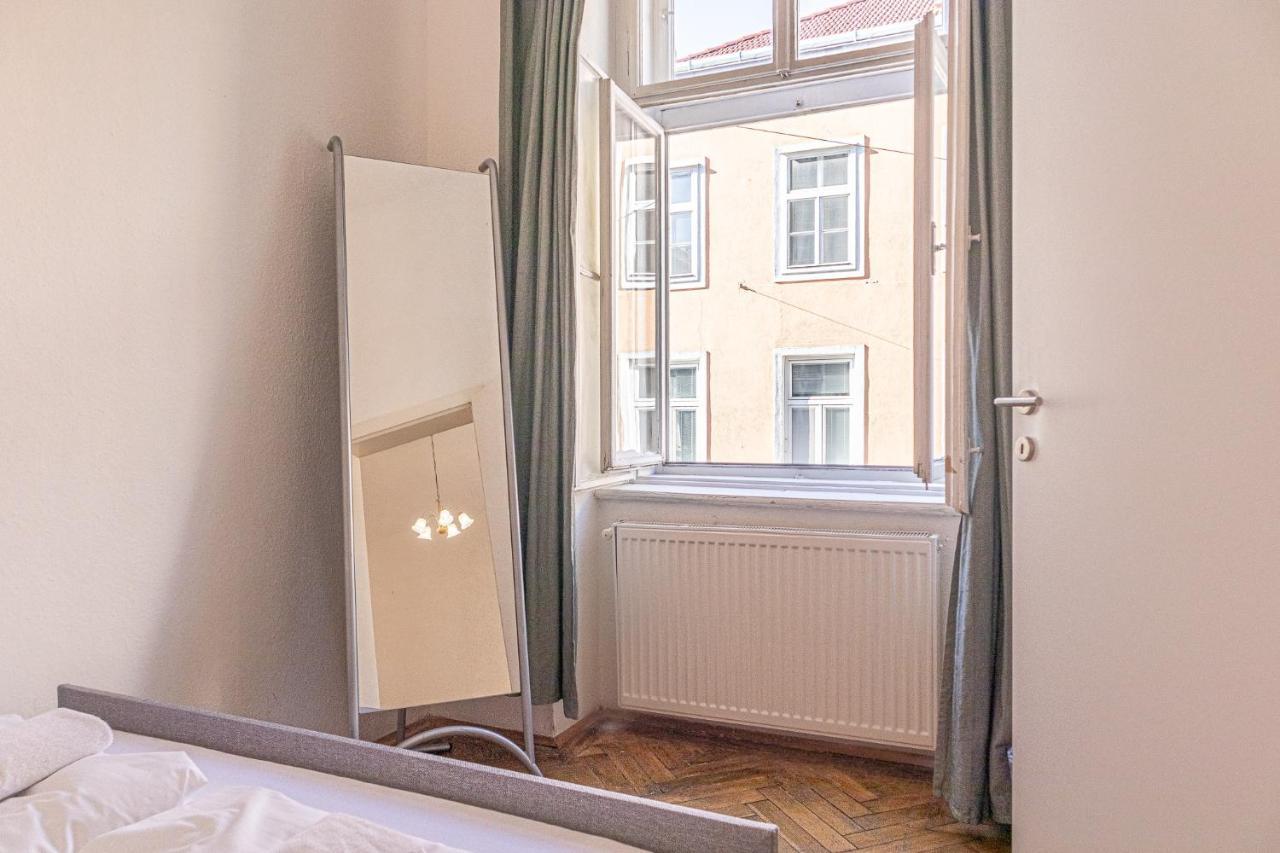 Peerles 2Br Apt. Perfectly Situated&Well Connected Apartment Wina Bagian luar foto